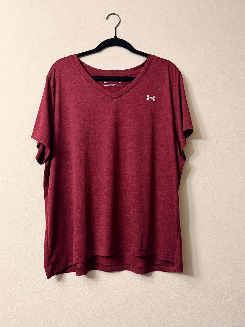 Under Armour HeatGear Tech Twist V-Neck Tee Maroon Heather Loose Fit 2X